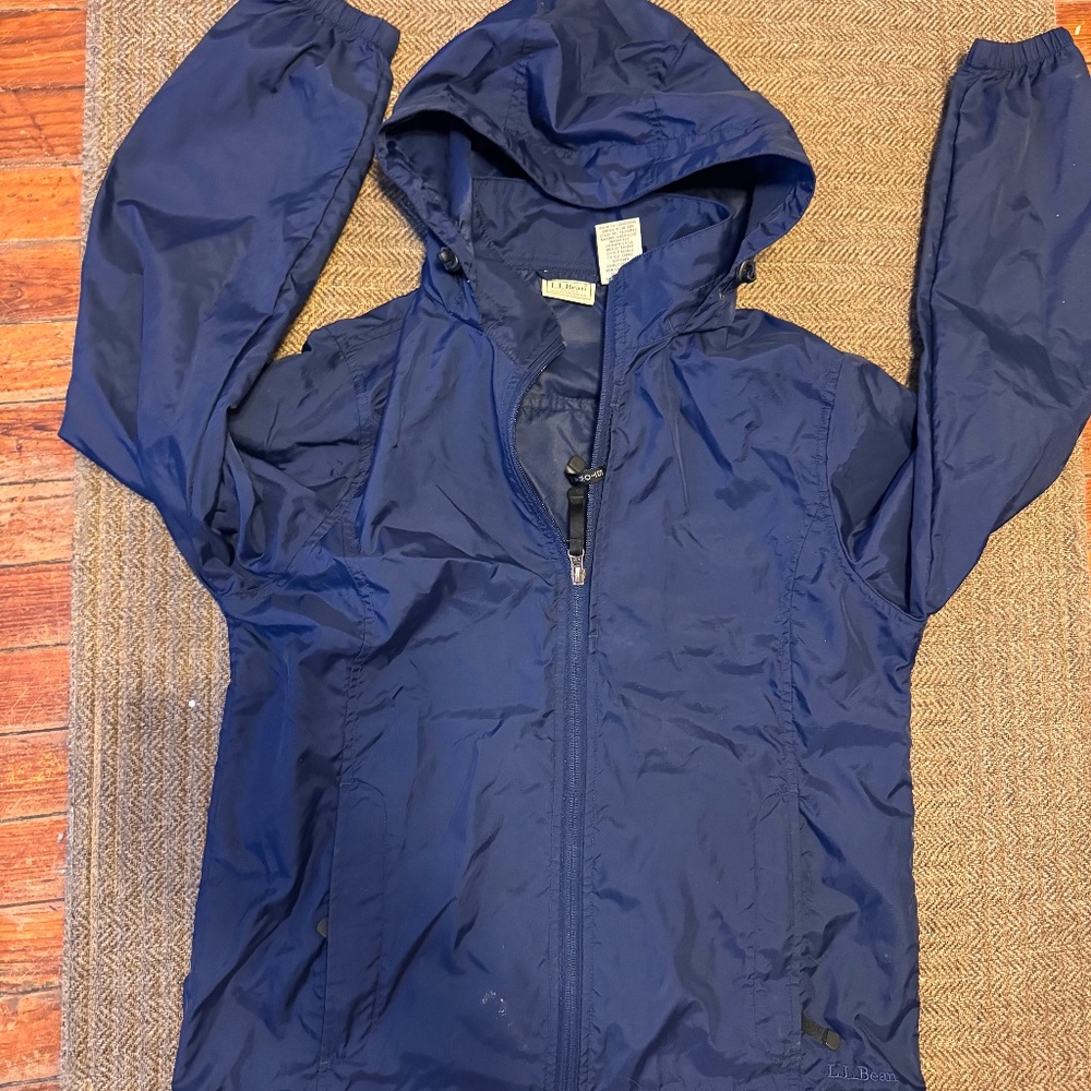 LL bean rain coat spring coat hiking coat size small
